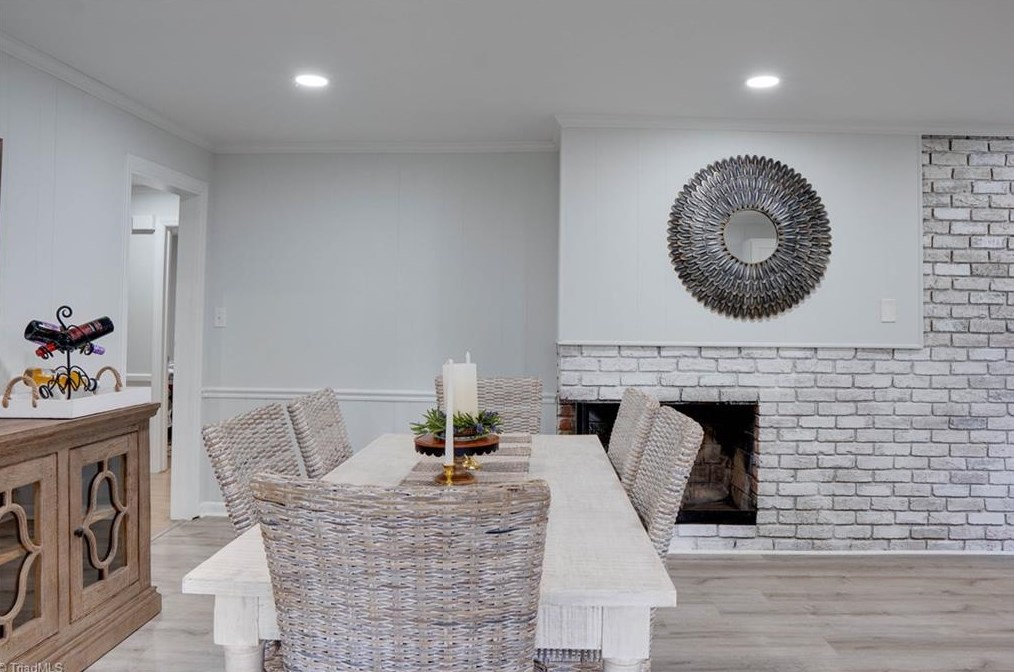 2509 Fairway Dr, Greensboro NC  27407-9730 exterior