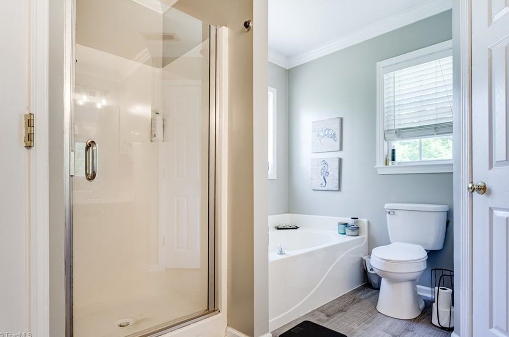 5912 Election Oak Dr, High Point NC 27265-3187 exterior