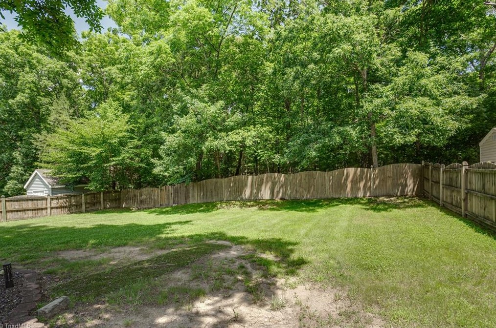 5912 Election Oak Dr, High Point NC 27265-3187 exterior