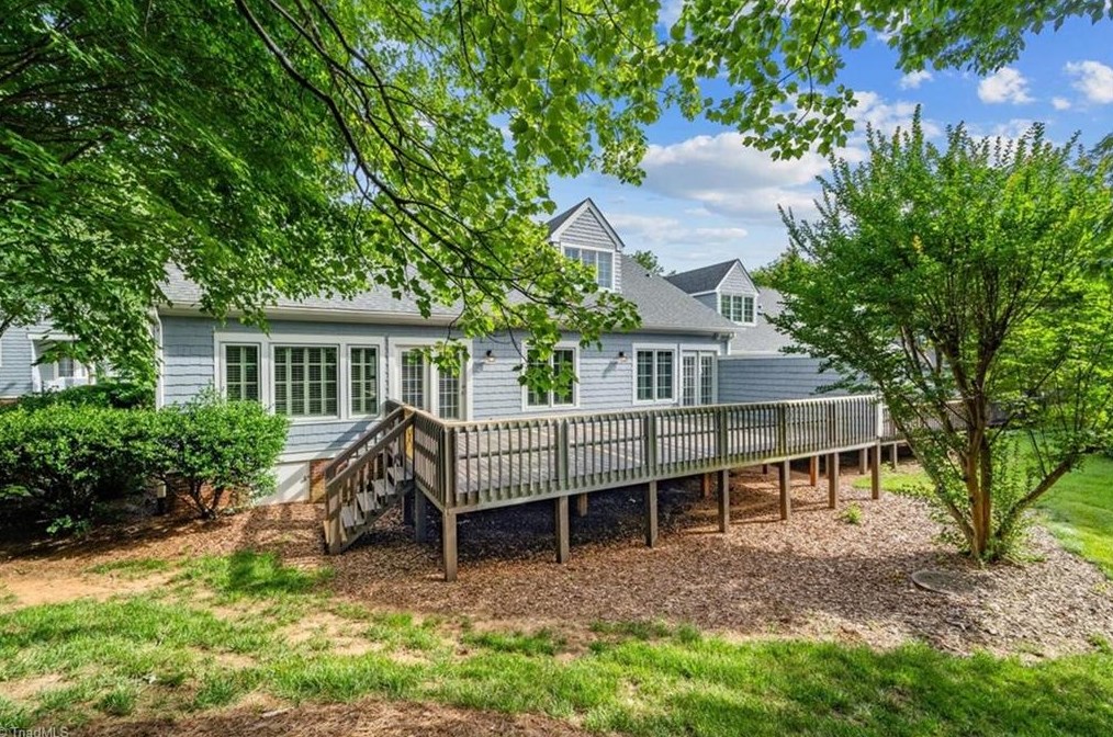 5 Sommerton Ct, Greensboro NC 27408-3847 exterior