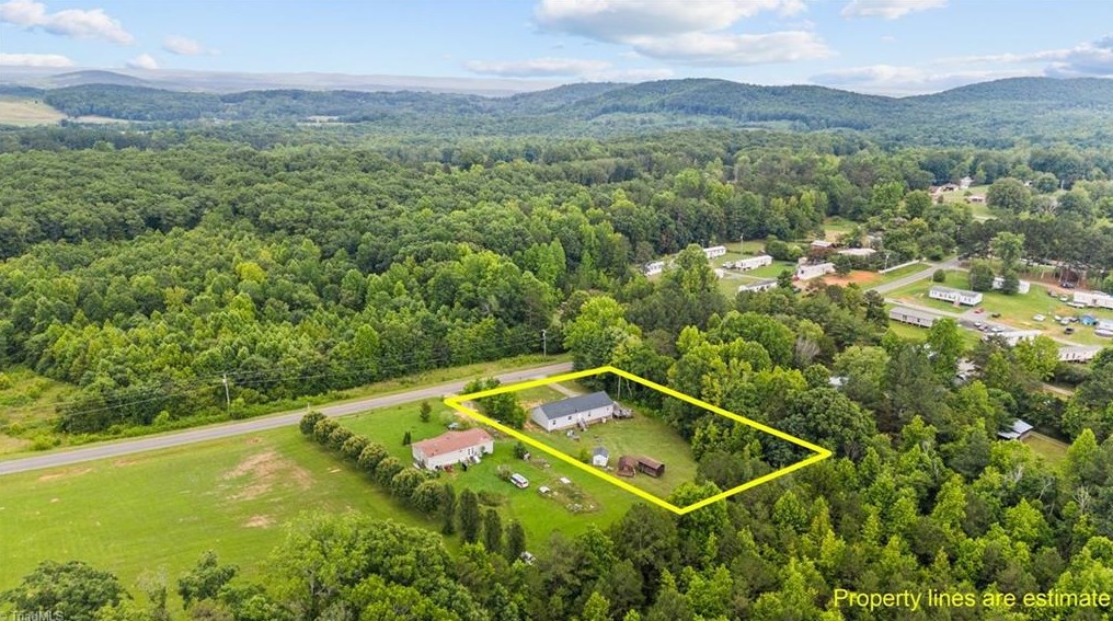 1792 Hill Rd, Lexington, NC 27292