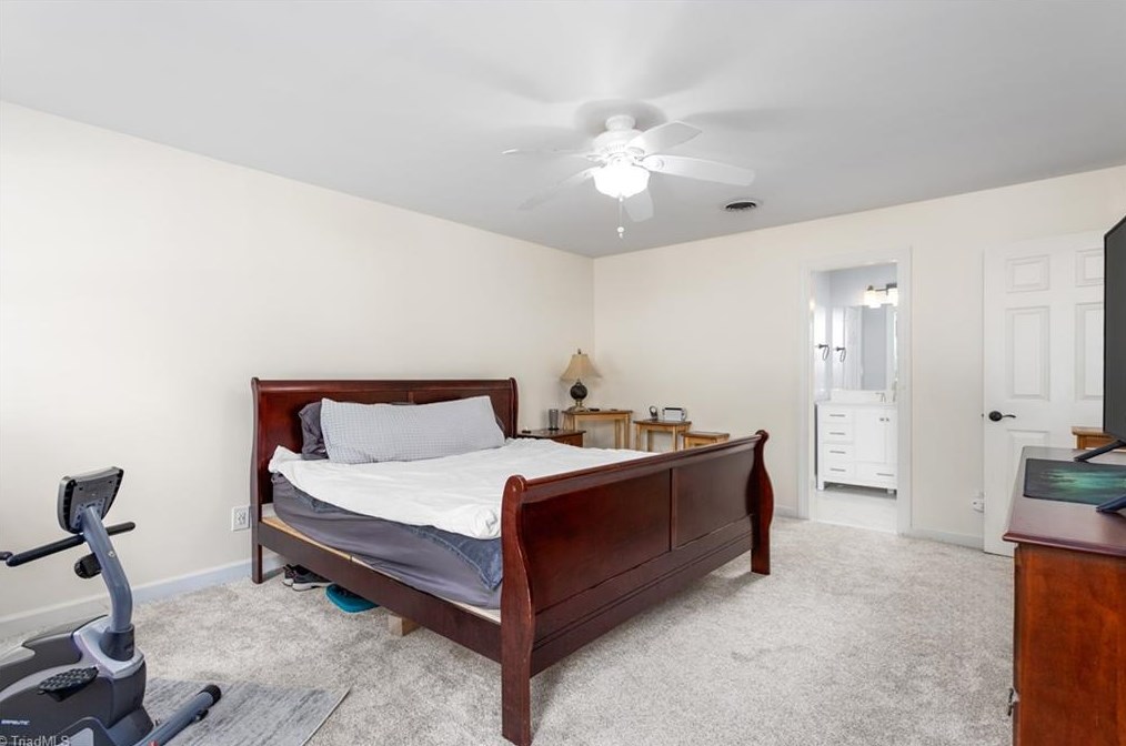 3523 Terrault Dr, Greensboro NC  27410-8240 exterior