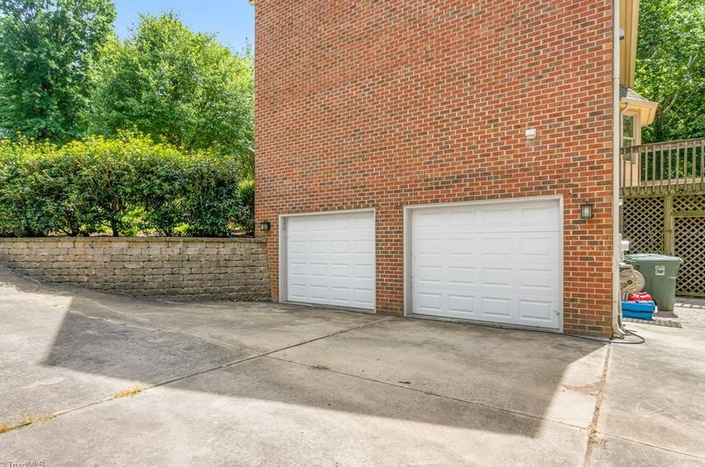 3523 Terrault Dr, Greensboro NC  27410-8240 exterior