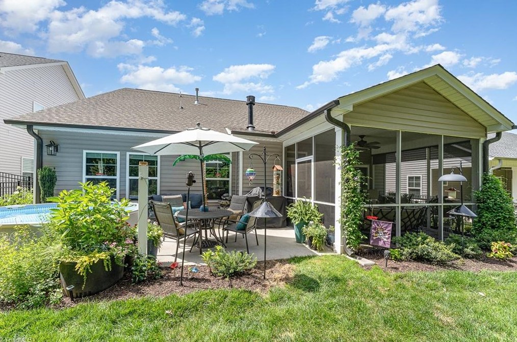 3511 Crimson Wood Dr, Greensboro NC  27410 exterior