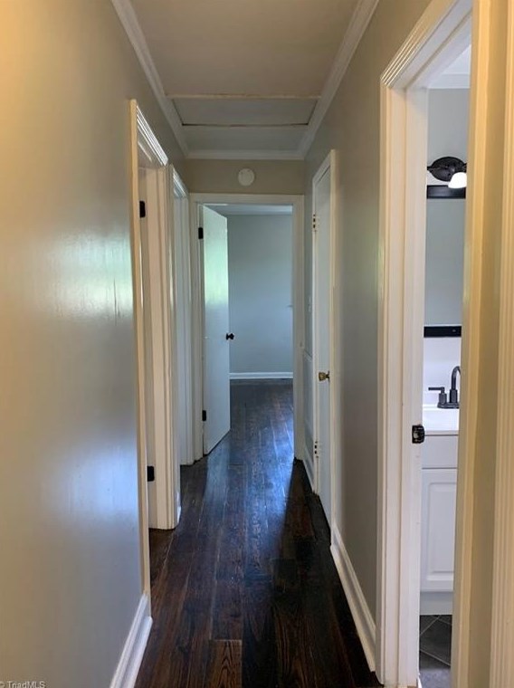 4720 Plata Dr, Winston Salem NC  27101-2234 exterior