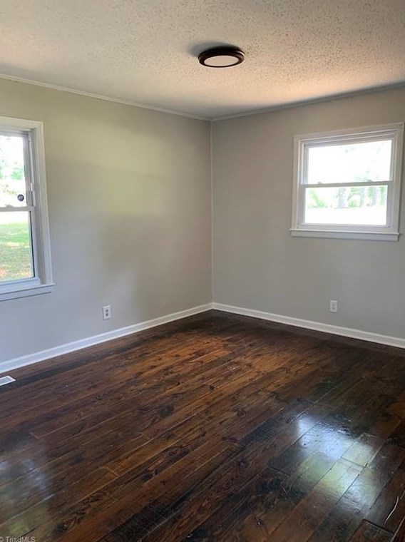 4720 Plata Dr, Winston Salem NC  27101-2234 exterior