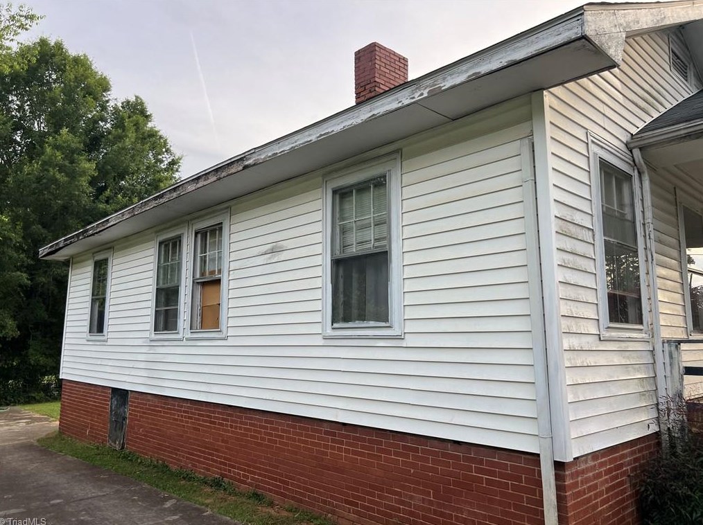 1852 Kentucky Ave, Winston Salem, NC 27101