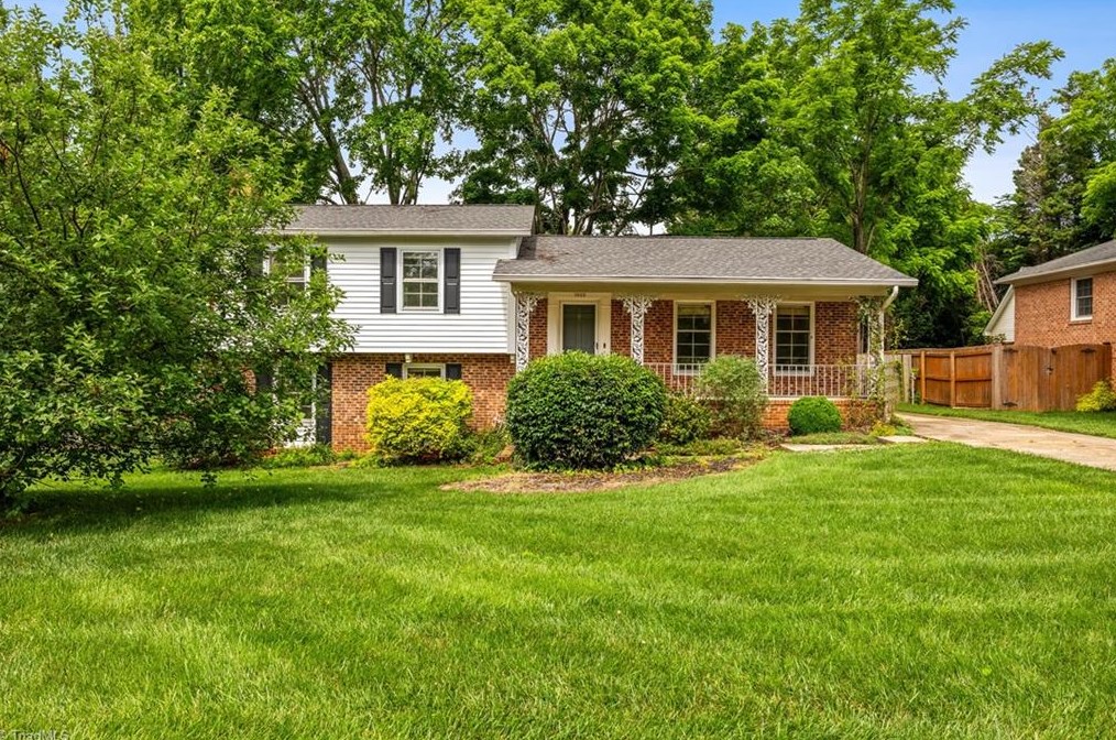 1803 Downing St, Greensboro, NC 27410-2409