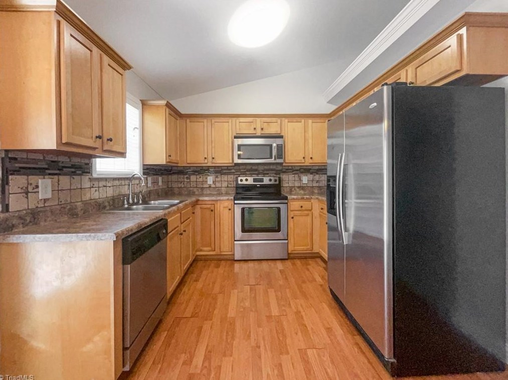 154 Linbrook Dr, Winston Salem, NC 27106-4539