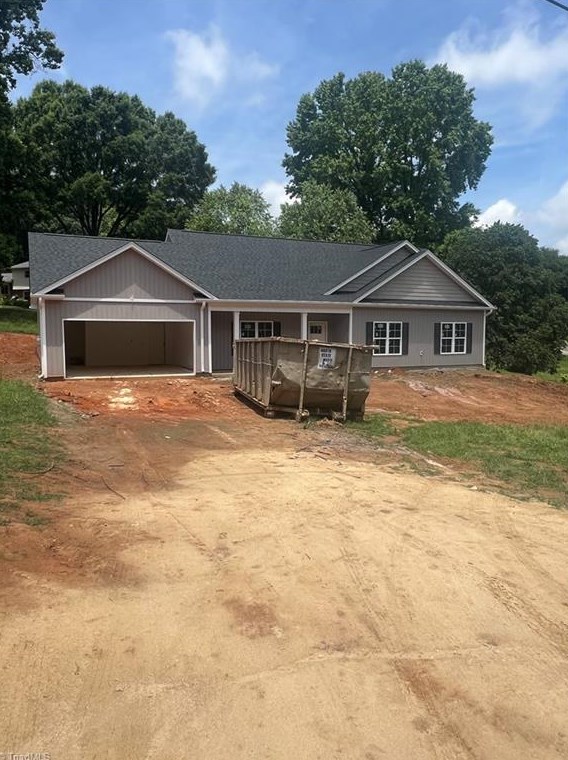 3410 Brookland Dr, Clemmons, NC 27012