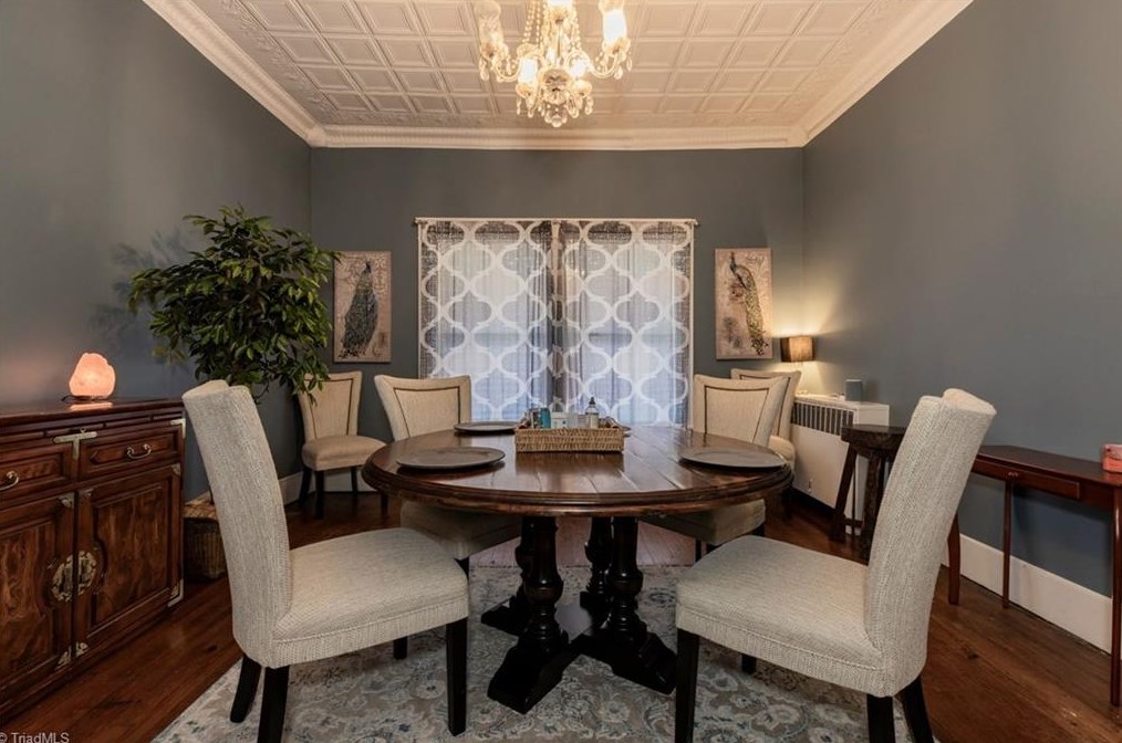 312 D St, North Wilkesboro NC  28659-4141 exterior