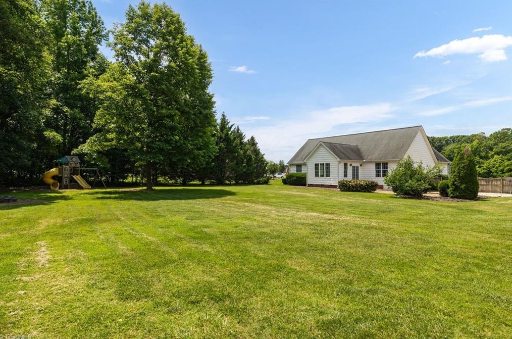 2743 Whispering Way, Sophia NC  27350-9502 exterior