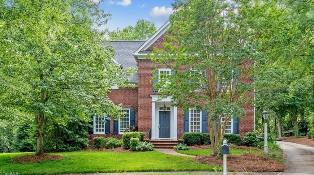 1328 Georgetown Ct, High Point NC  27262-7448 exterior