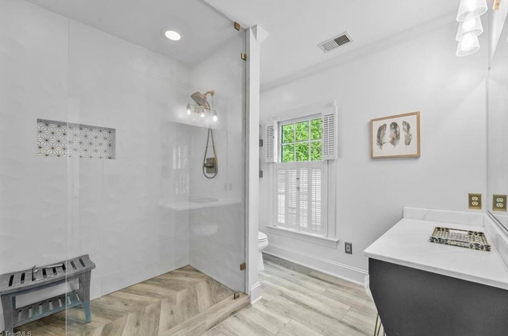 1328 Georgetown Ct, High Point NC  27262-7448 exterior