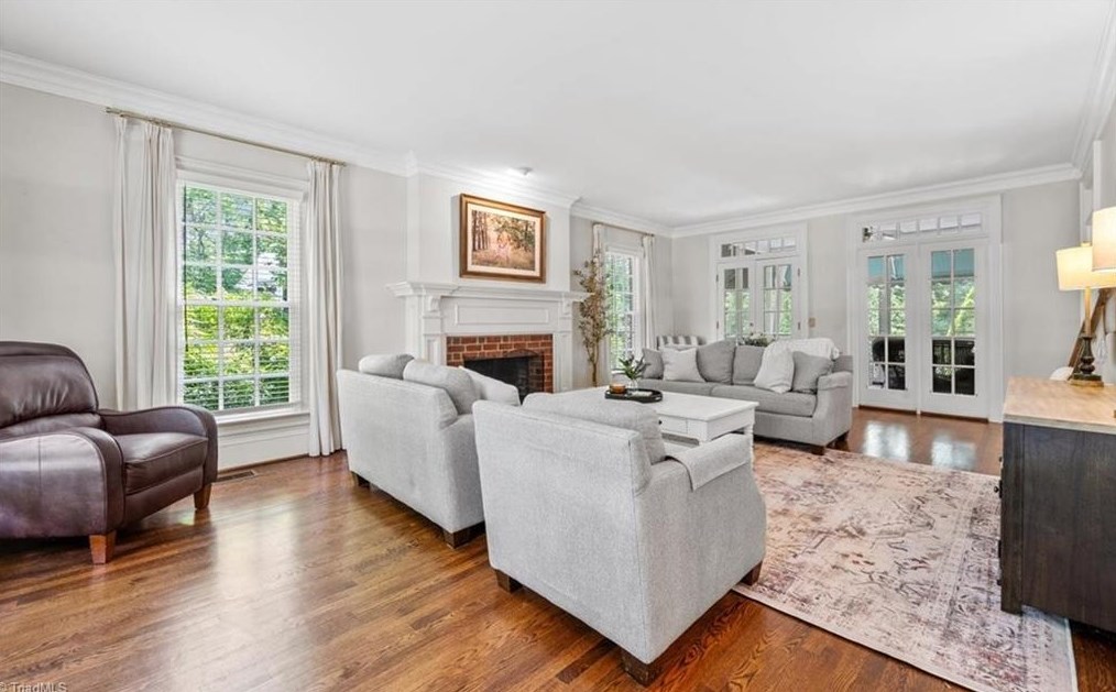 1328 Georgetown Ct, High Point NC  27262-7448 exterior