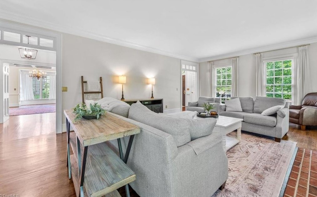 1328 Georgetown Ct, High Point NC  27262-7448 exterior