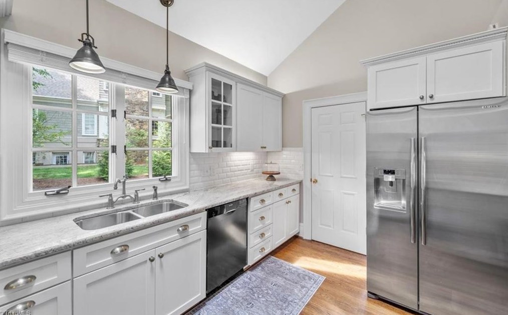 1328 Georgetown Ct, High Point NC  27262-7448 exterior