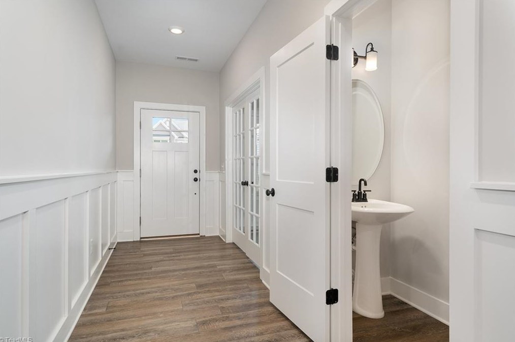 3509 Crimson Wood Dr, Greensboro NC  27410 exterior