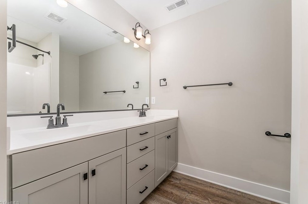 3509 Crimson Wood Dr, Greensboro NC  27410-9144 exterior