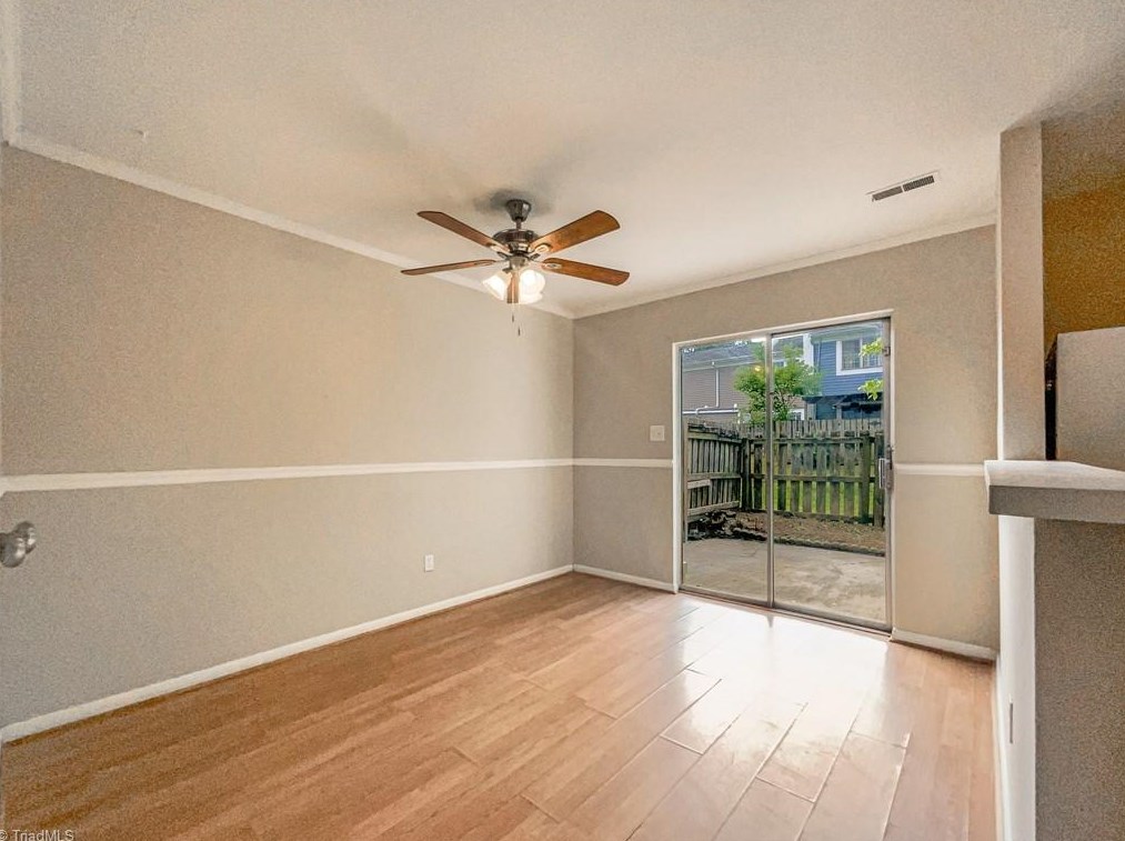 5711 Bramblegate Rd, Greensboro NC  27409-3196 exterior