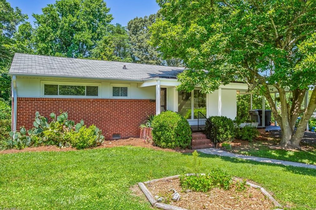 617 Presnell St, Asheboro, NC 27203-4816