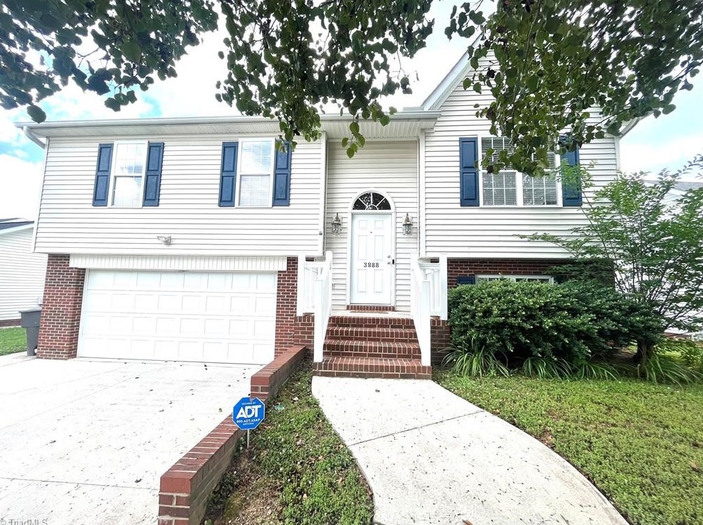 3888 Eagleston Ct, High Point, NC 27265-7928