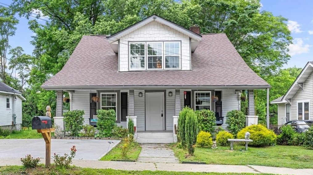 114 Hobbs Ave, Thomasville, NC 27360-4234