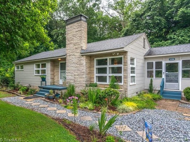 3506 Lee St, Greensboro, NC 27406-9489