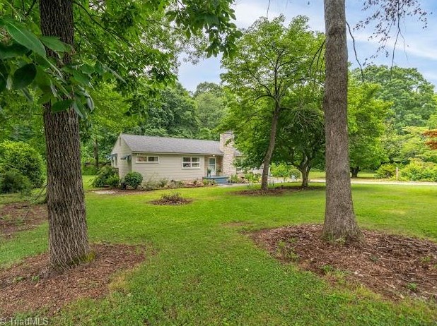 3506 Lee St, Greensboro NC  27406-9489 exterior