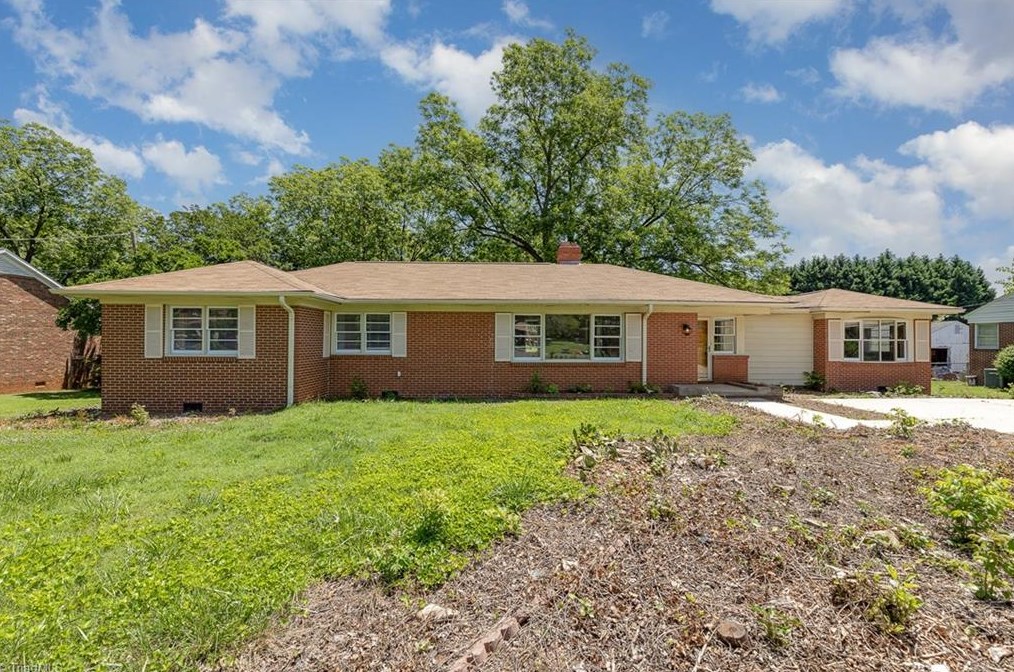 3430 Martin Ave, Greensboro, NC 27405-3534