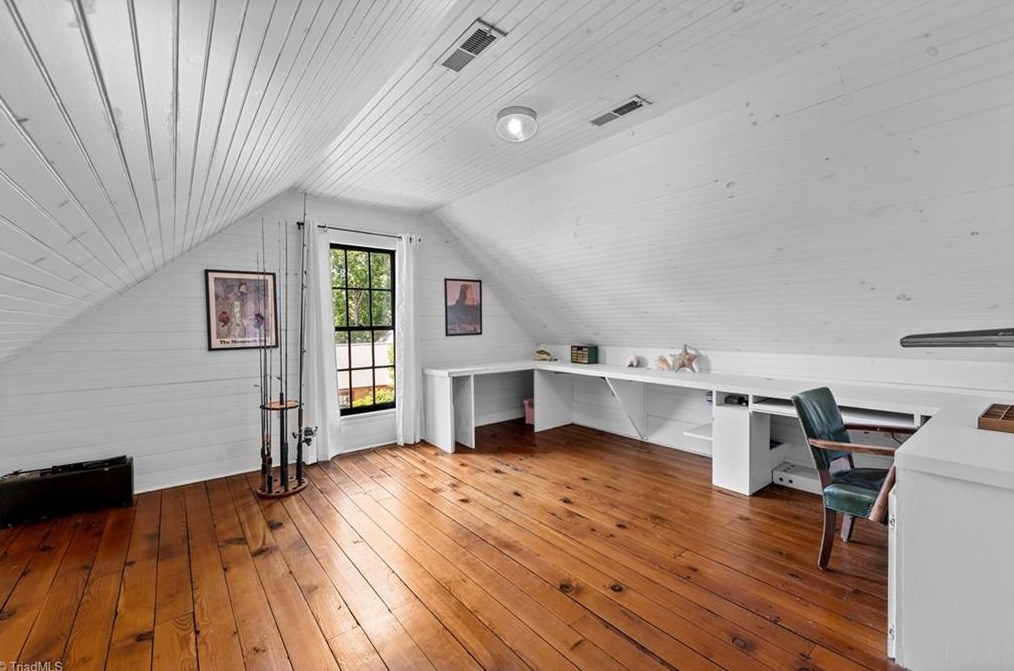 2456 Glencoe St, Burlington NC  27217-8892 exterior