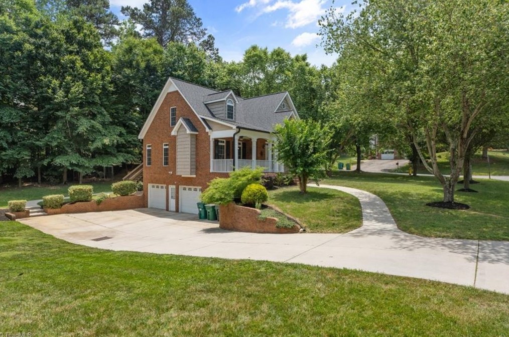 6655 Lake Dale Way, Clemmons, NC 27012-9504