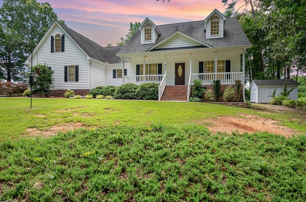 4320 Kimmeridge Rd, Greensboro, NC 27406-9303