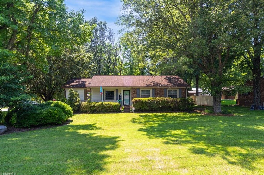 317 Island Dr, Ellisboro, NC 27025