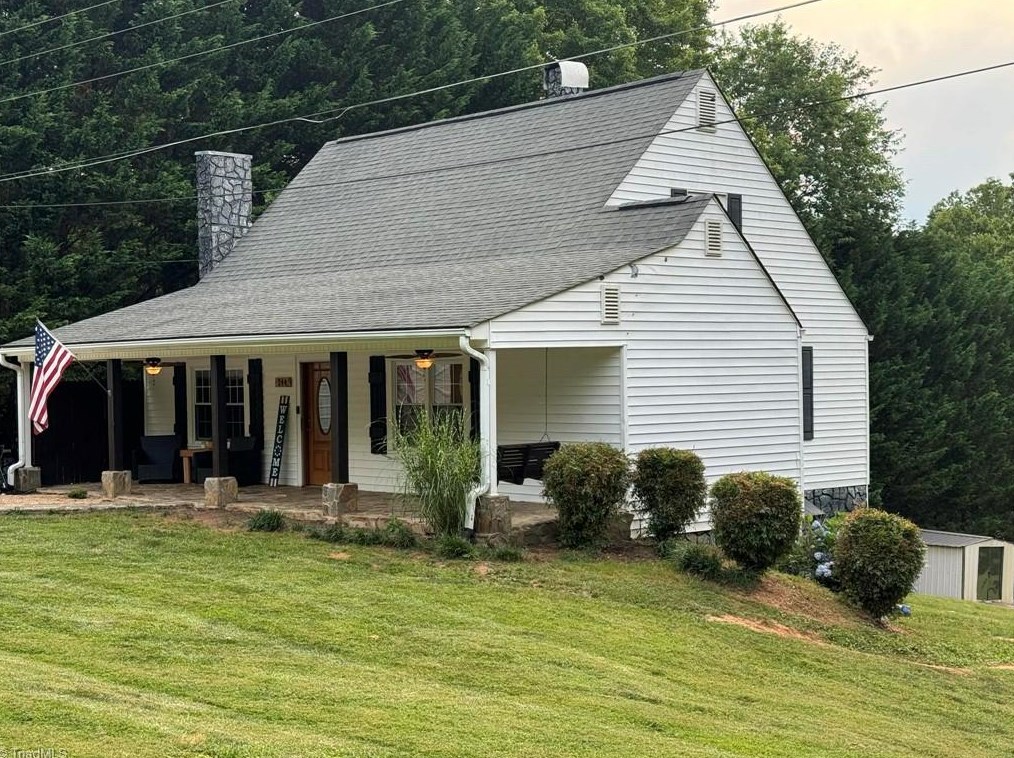 244 Glass Rd, Mount Airy, NC 27030