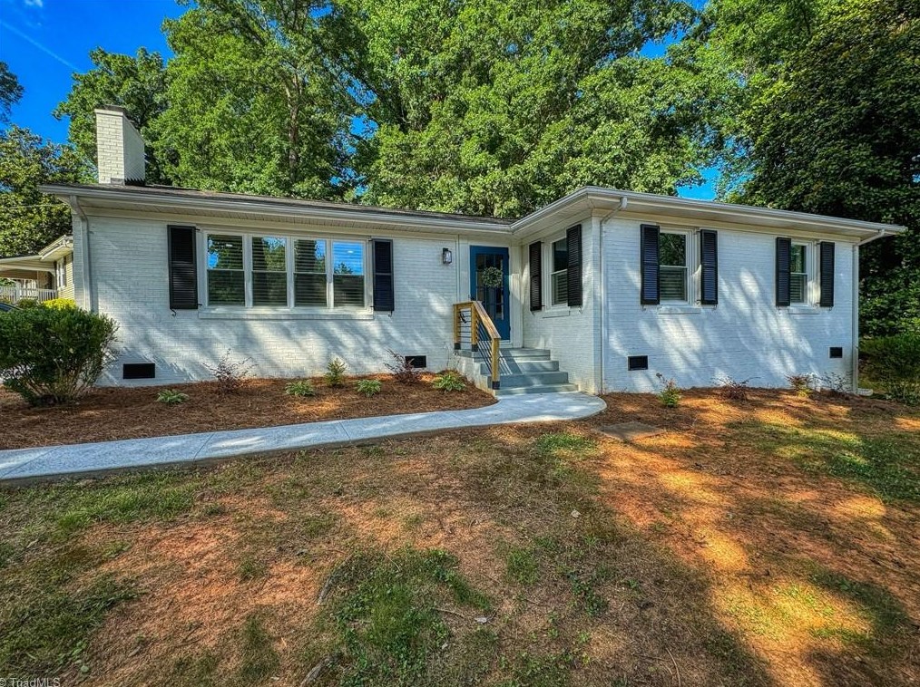 201 Hillside Dr, Lexington, NC 27295
