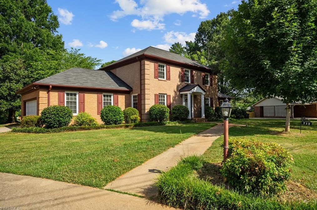 712 Highland Dr, Lexington, NC 27292