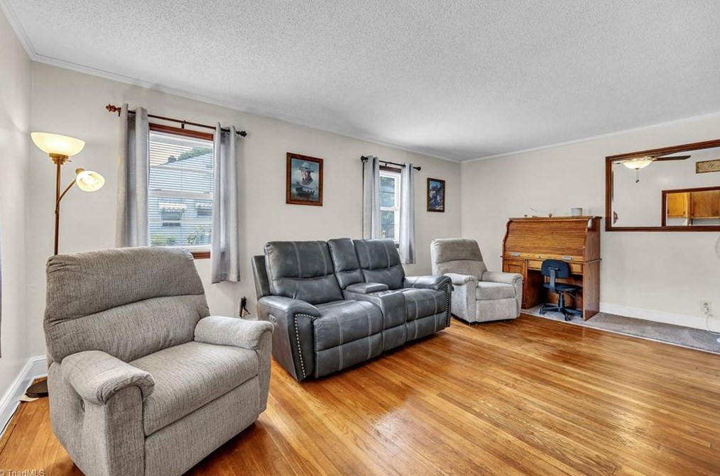 1006 Cliff Rd, Asheboro NC  27203-6904 exterior