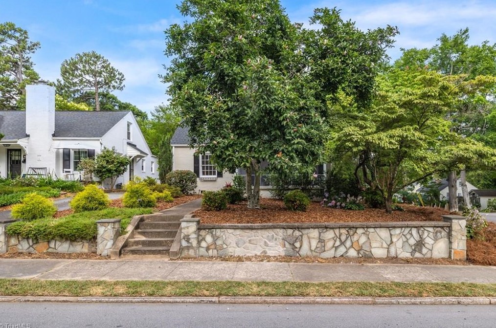 400 Elam Ave, Greensboro, NC 27410-1117