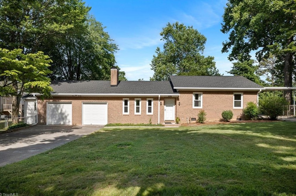 2370 Dianne Ave, Winston Salem, NC 27106