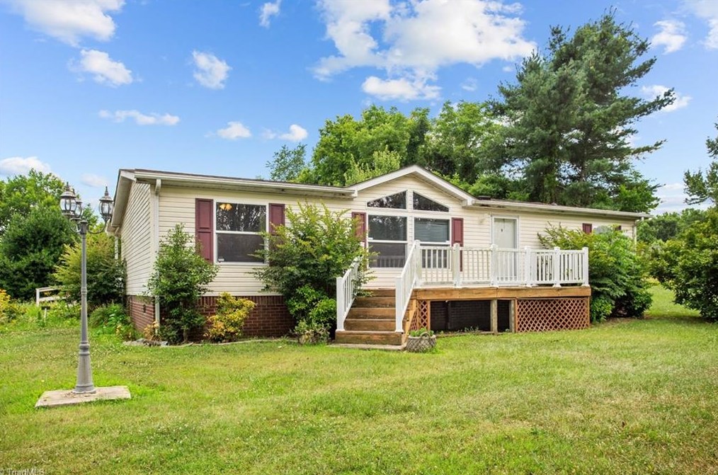 334 Potts Rd, Redland, NC 27006