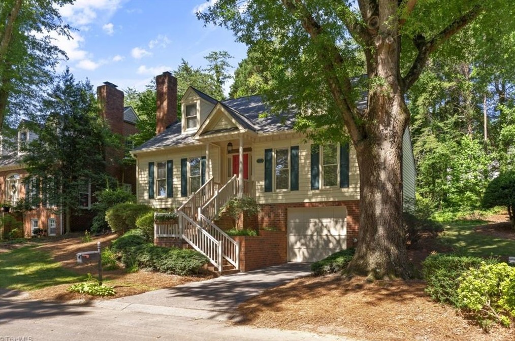 1255 Stadler Ridge Rd, Winston Salem, NC 27106