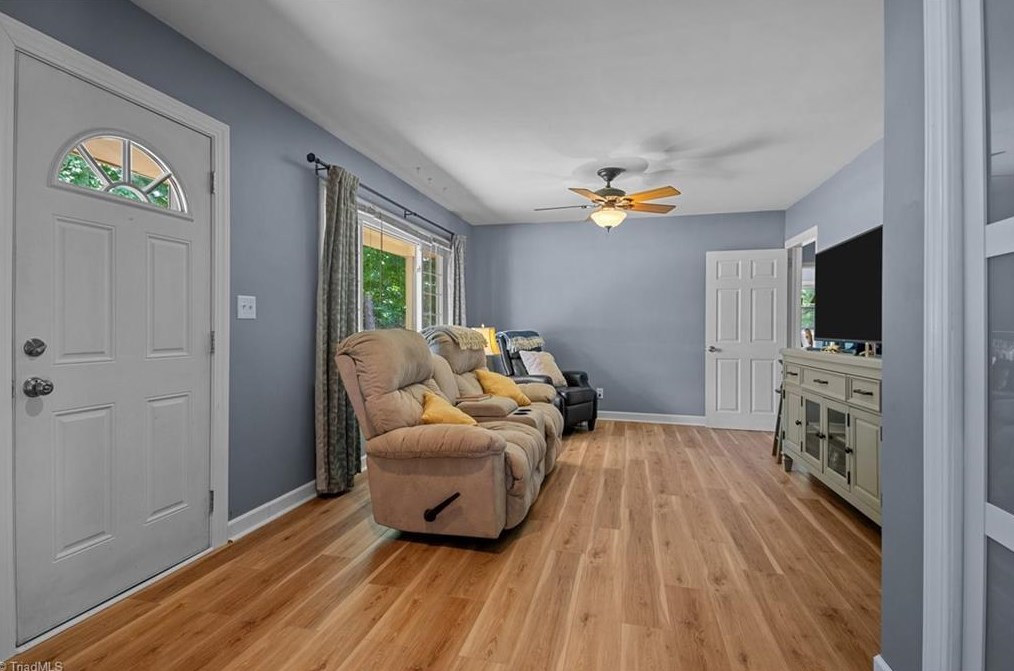 6047 S Nc Hwy 150, Lexington, NC 27295
