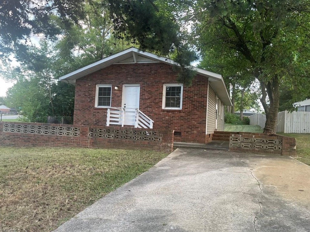 1106 Wise Ave, High Point, NC 27260