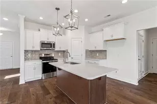 1675 Ashmead Ln, Clemmons, NC 27012 - Photo 4