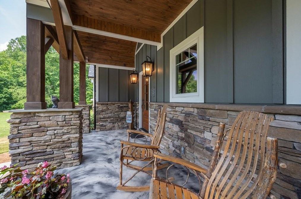 2390 Butner Mill Rd, East Bend, NC 27018