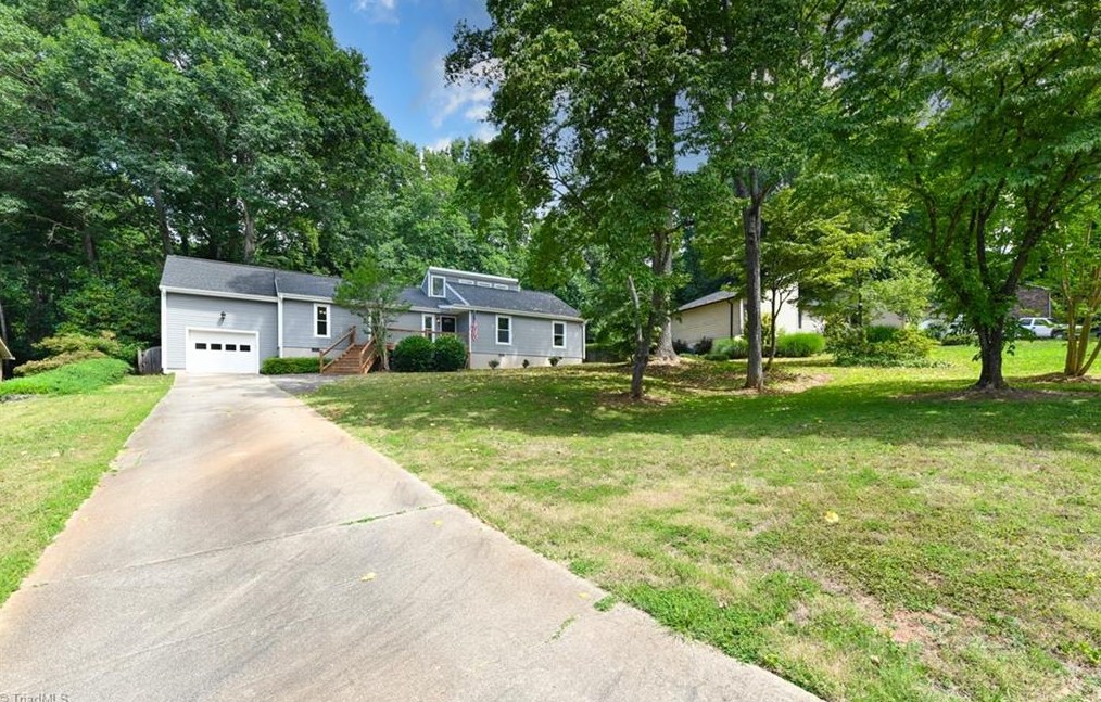 7158 Open Hearth Dr, Kernersville, NC 27284