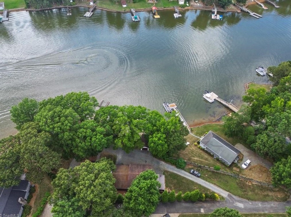 1563 Riverwood Rd, Lexington, NC 27292