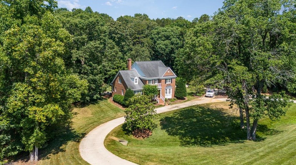 2467 Northmont Dr, Asheboro, NC 27205