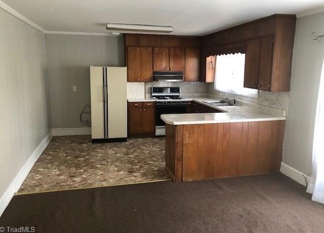 319 Cherry St, Eden, NC 27288